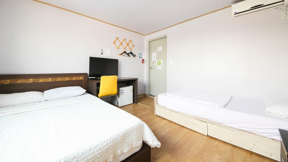I House Apartment *