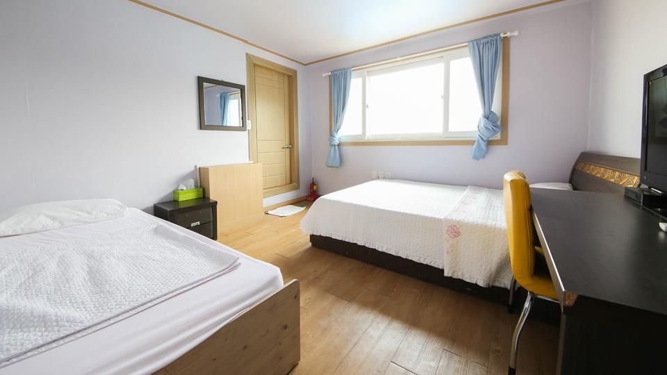 Apartment I House Seoul